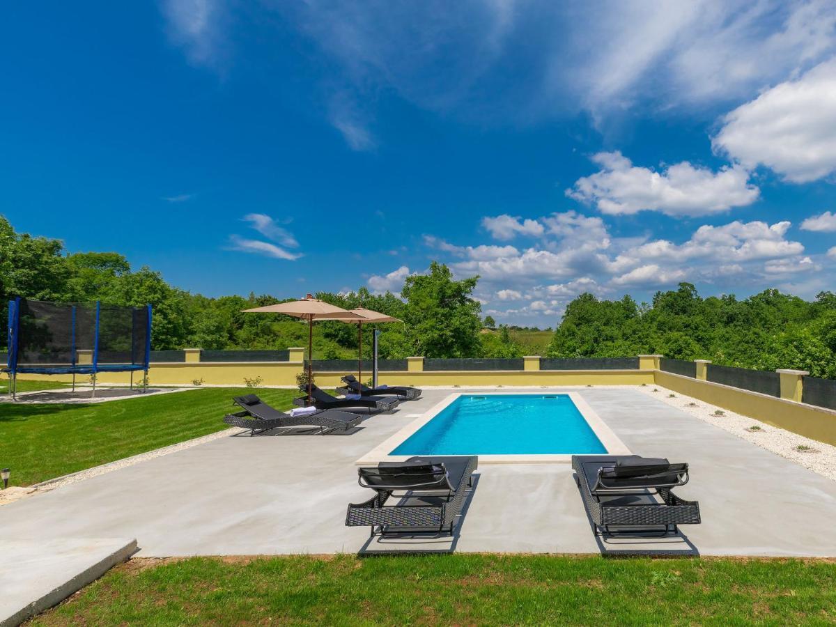 Holiday Home Villa Aniva Žminj Dış mekan fotoğraf